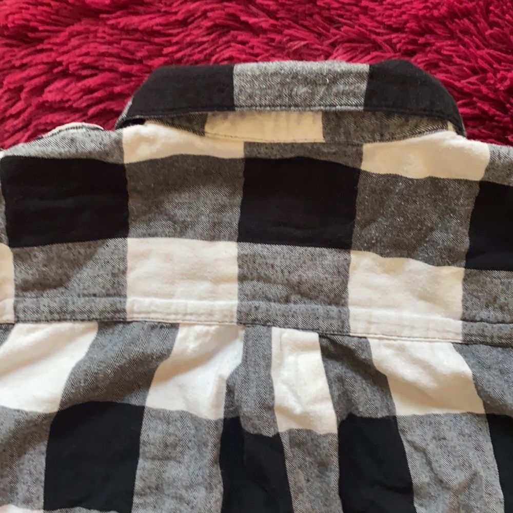 Forever 21 black and white plaid button down shirt - Picture 11 of 15